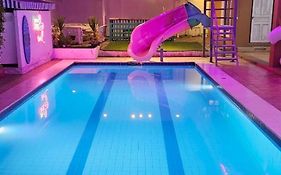 The Pool House Pattaya บ้านเดอะพูลเฮาส์พัทยา